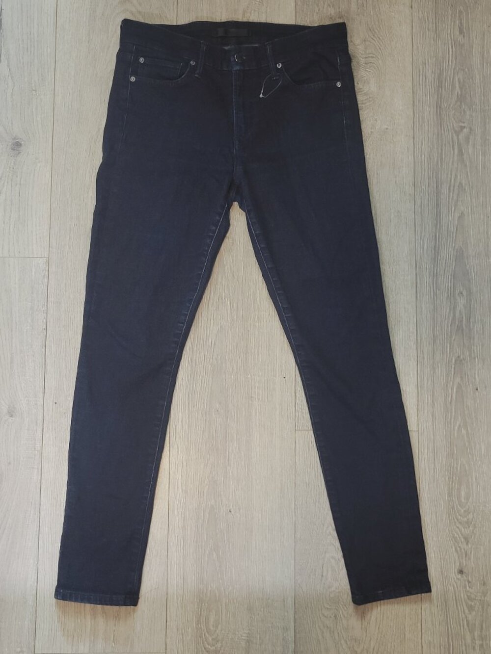 Joe’s ~ Sz 29W ~ “The Icon” ~ Skinny Ankle Jeans ~ Excellent Condition